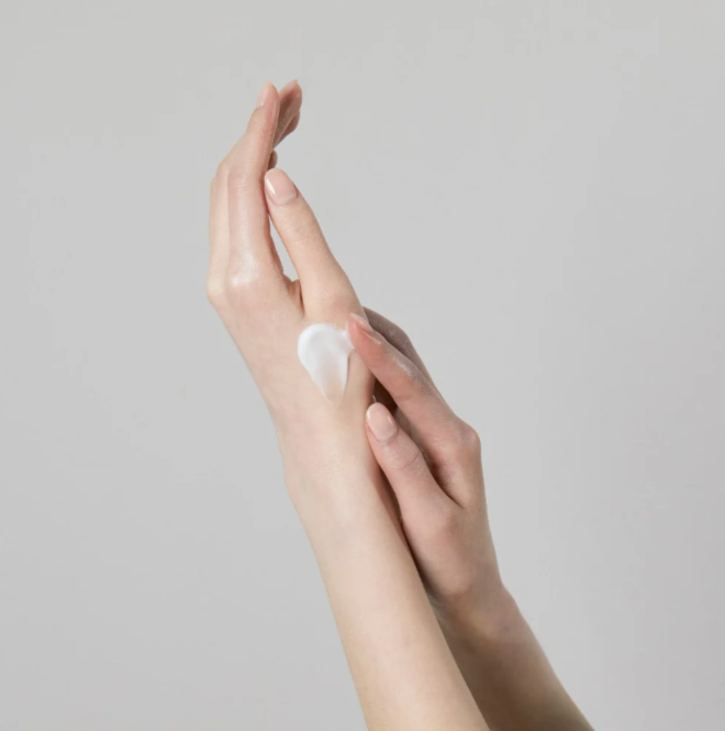 COSRX Balancium Comfort Ceramide Hand Cream Intense