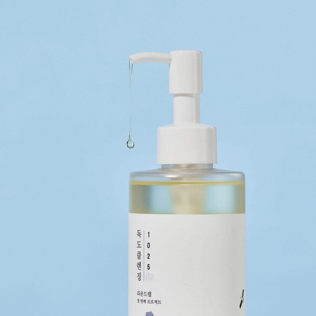 Round Lab 1025 Dokdo Cleansing Oil (200ml)