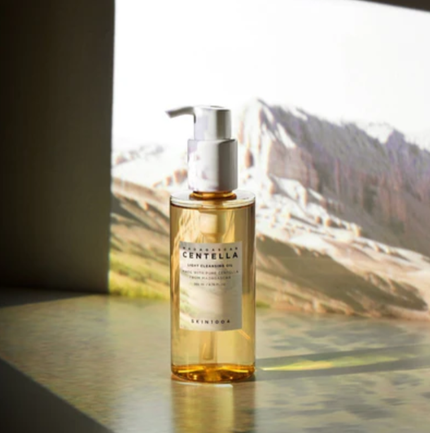 Centella Light Cleansing Oil