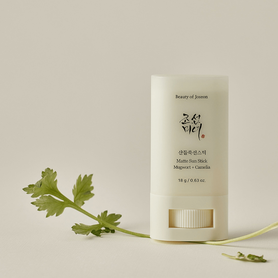 Matte Sun Stick: Mugwort + Camellia SPF50+ PA++++